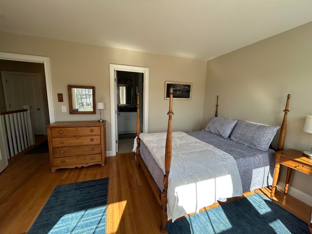 28 Acadia Lane, Exeter, NH 03833