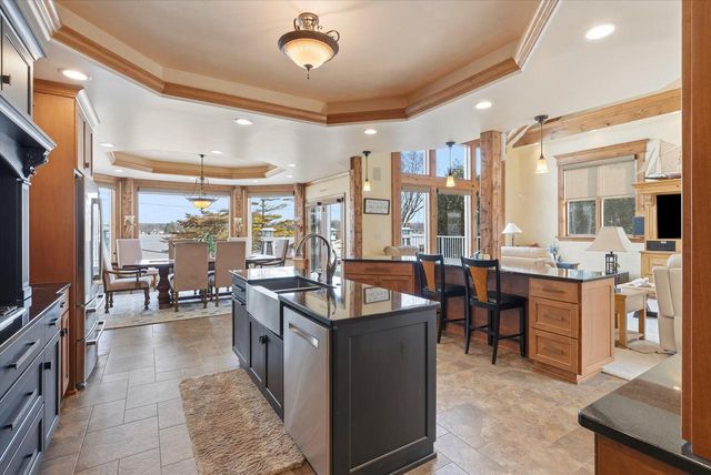 405 Lake DRIVE, Random Lake, WI 53075