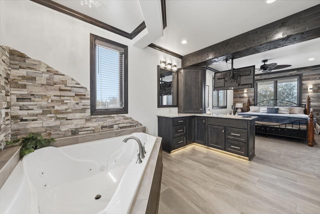 405 Lake DRIVE, Random Lake, WI 53075