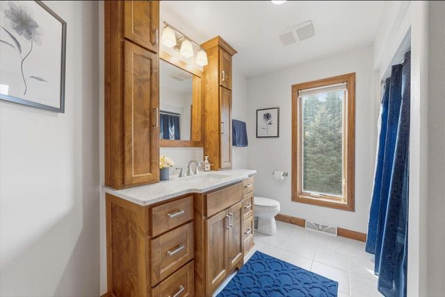 405 Lake DRIVE, Random Lake, WI 53075