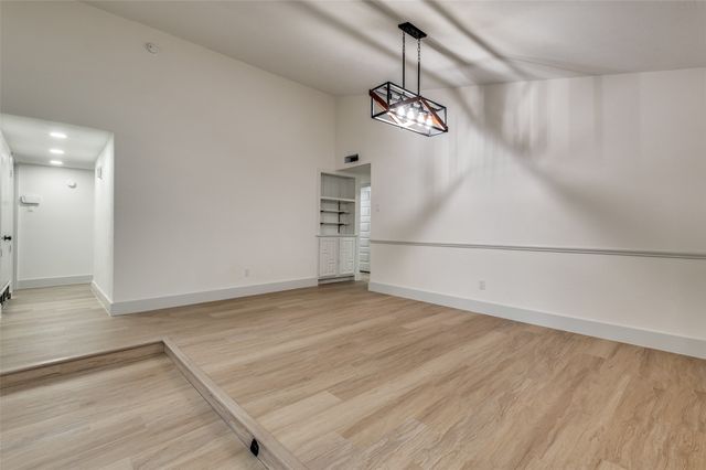 8517 Van Pelt Drive, Dallas, TX 75228