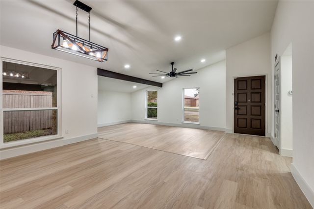 8517 Van Pelt Drive, Dallas, TX 75228