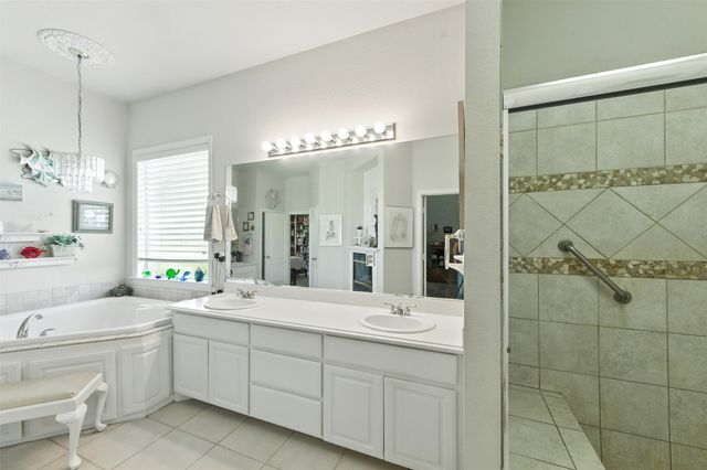 131 Bear Path Trail, Fort Worth, TX 76126