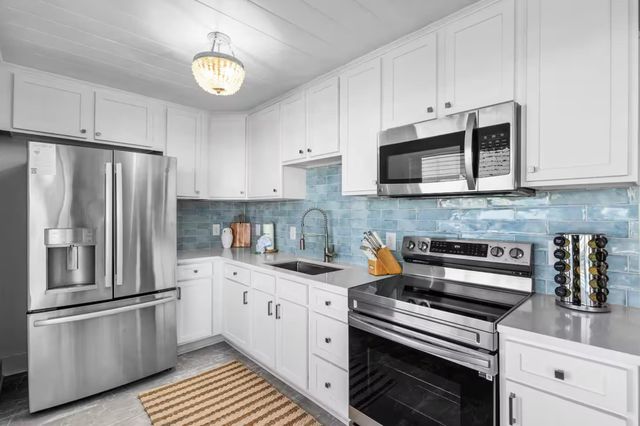 308 50th Ave. N, North Myrtle Beach, SC 29582