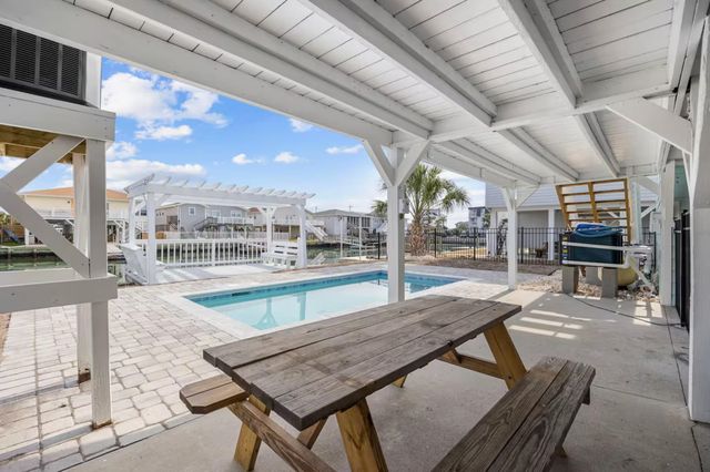 308 50th Ave. N, North Myrtle Beach, SC 29582