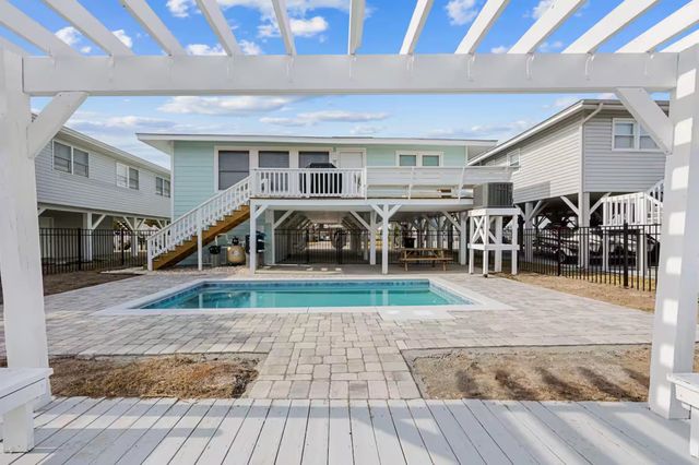 308 50th Ave. N, North Myrtle Beach, SC 29582