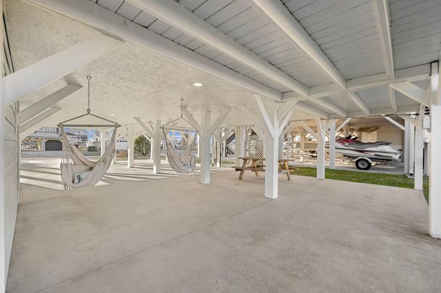 308 50th Ave. N, North Myrtle Beach, SC 29582