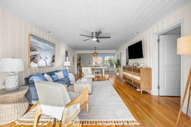 308 50th Ave. N, North Myrtle Beach, SC 29582