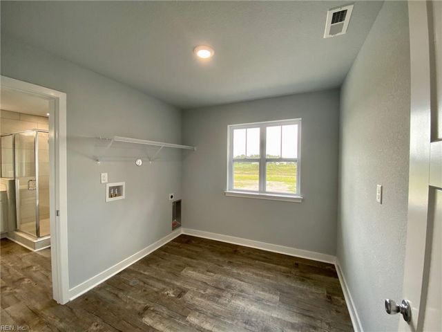 4325 Danali LN, Virginia Beach, VA 23456