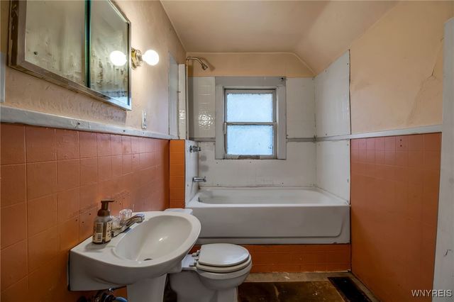 178 Schenck Street, North Tonawanda, NY 14120