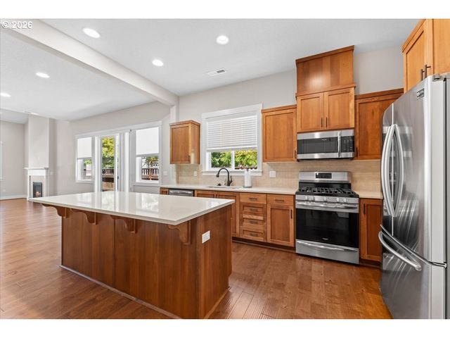 15218 Nw FIG Ln, Portland, OR 97229