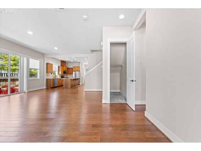 15218 Nw FIG Ln, Portland, OR 97229