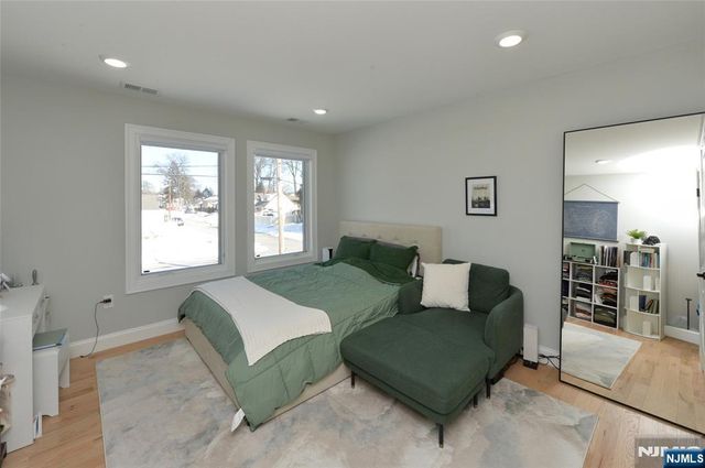 196 Graphic Boulevard, Bergenfield, NJ 07621