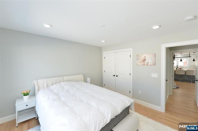 196 Graphic Boulevard, Bergenfield, NJ 07621