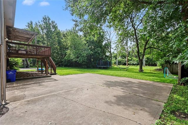 7601 E 134th Terrace, Grandview, MO 64030