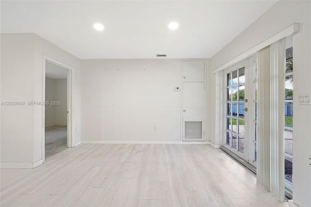 10051 SW 13th Ter, Miami, FL 33174