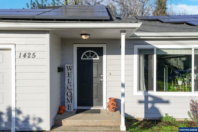 1425 Marshall Dr SE, Salem, OR 97302