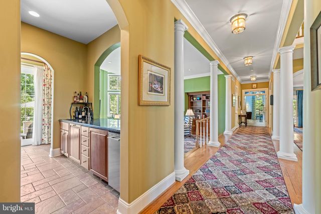 6 WEDGEWOOD DR, Blue Bell, PA 19422