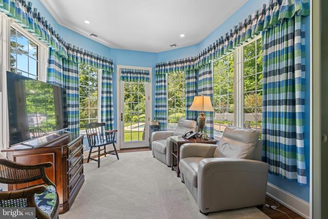 6 WEDGEWOOD DR, Blue Bell, PA 19422