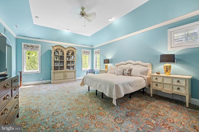 6 WEDGEWOOD DR, Blue Bell, PA 19422