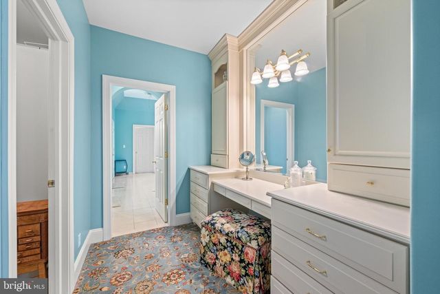 6 WEDGEWOOD DR, Blue Bell, PA 19422