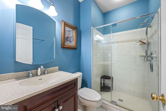 6 WEDGEWOOD DR, Blue Bell, PA 19422