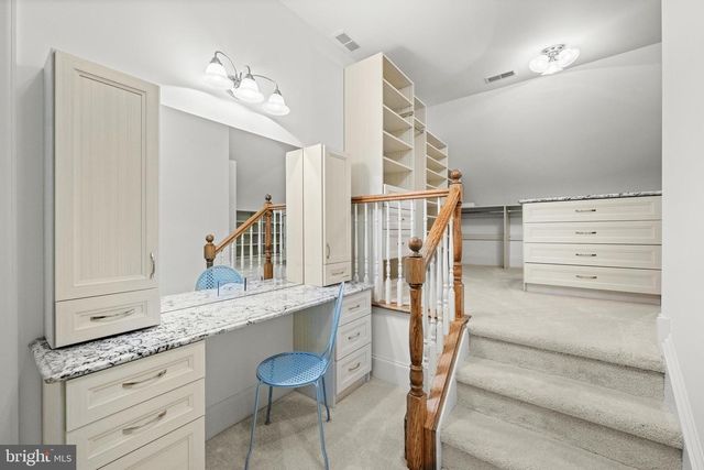 6 WEDGEWOOD DR, Blue Bell, PA 19422