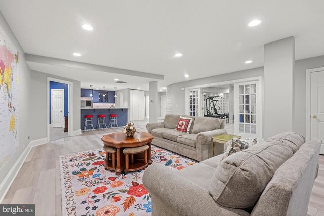 6 WEDGEWOOD DR, Blue Bell, PA 19422