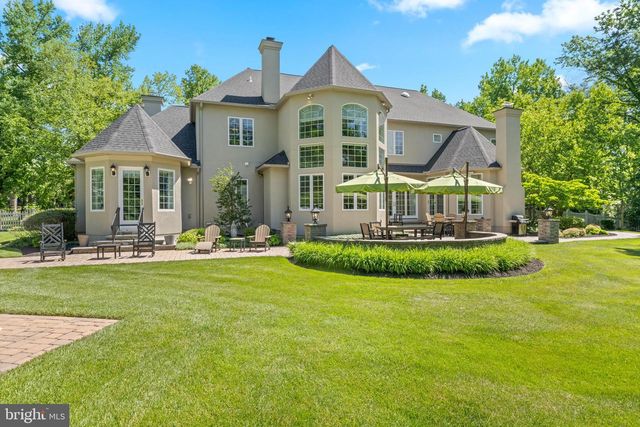 6 WEDGEWOOD DR, Blue Bell, PA 19422