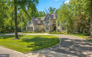 6 WEDGEWOOD DR, Blue Bell, PA 19422