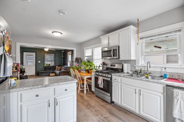 3914 Cornell Street, Des Moines, IA 50313