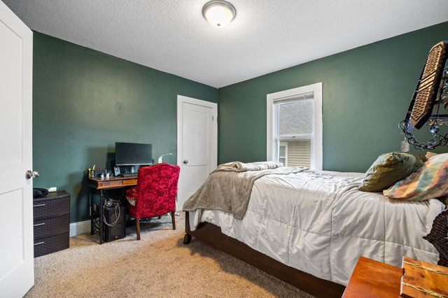 3914 Cornell Street, Des Moines, IA 50313