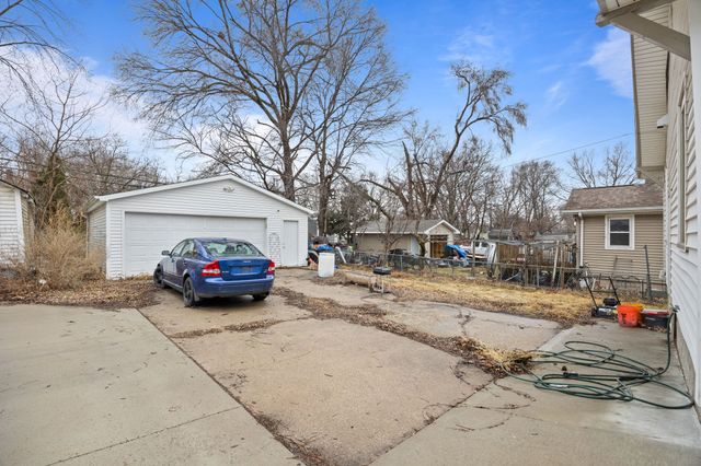 3914 Cornell Street, Des Moines, IA 50313