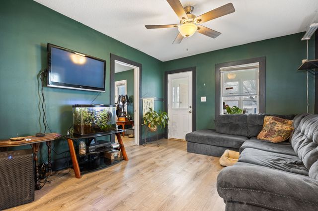 3914 Cornell Street, Des Moines, IA 50313