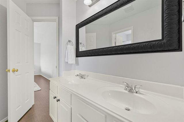 2835 Fairway Drive, Friendswood, TX 77546