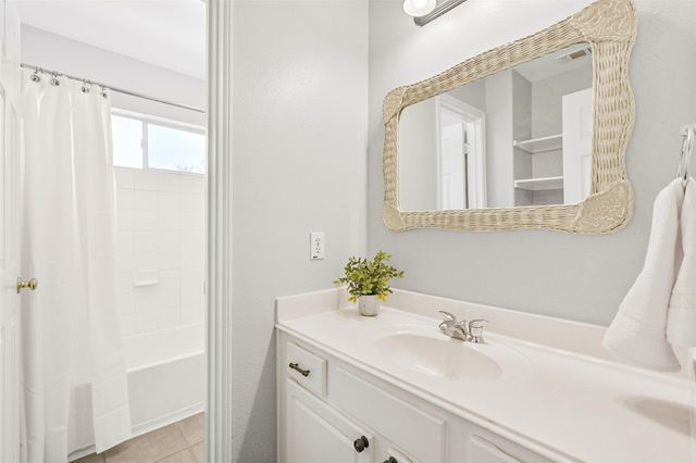 2835 Fairway Drive, Friendswood, TX 77546