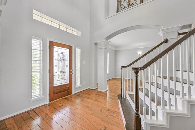 2835 Fairway Drive, Friendswood, TX 77546