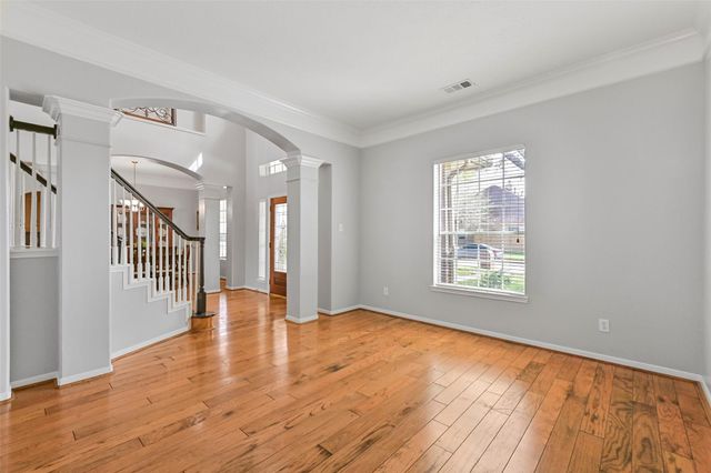 2835 Fairway Drive, Friendswood, TX 77546