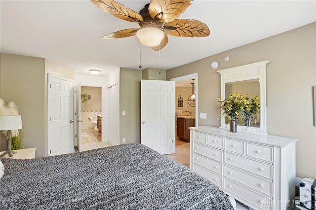 6 Waterlily Drive, Springboro, OH 45066