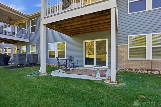 6 Waterlily Drive, Springboro, OH 45066