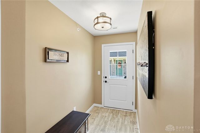 6 Waterlily Drive, Springboro, OH 45066