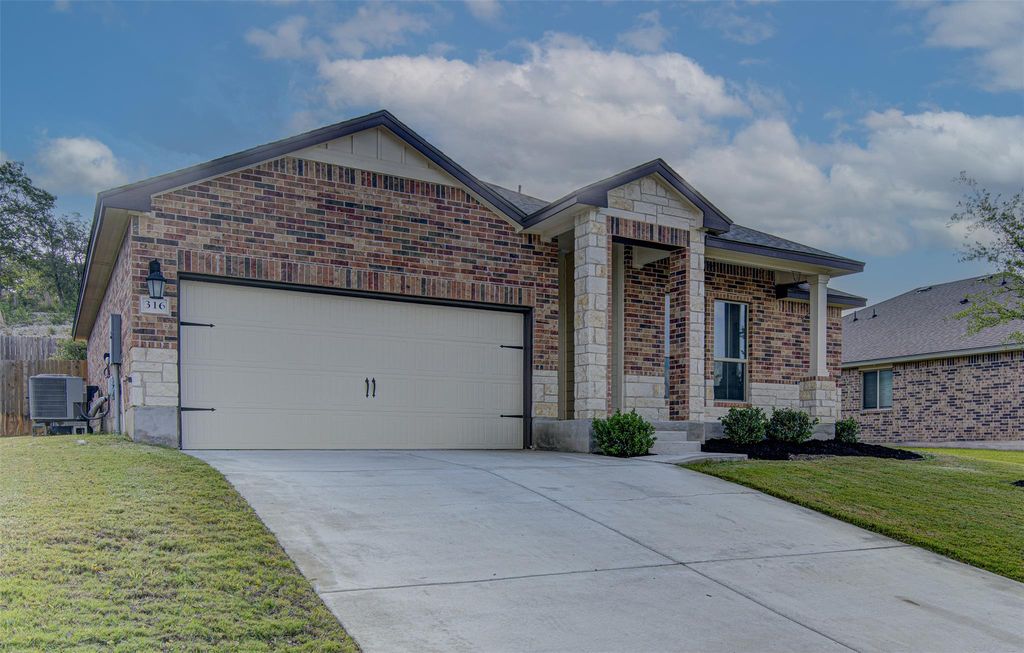 316 Pepper Mill LOOP, Burnet, TX 78611