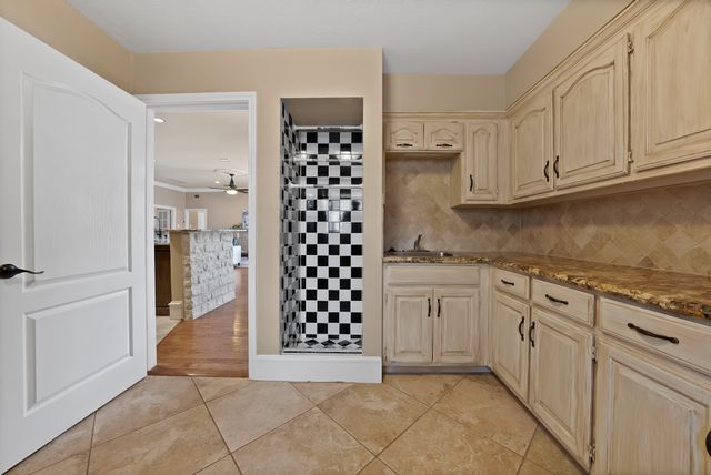 1110 Mccampbell Road, Mansfield, TX 76063