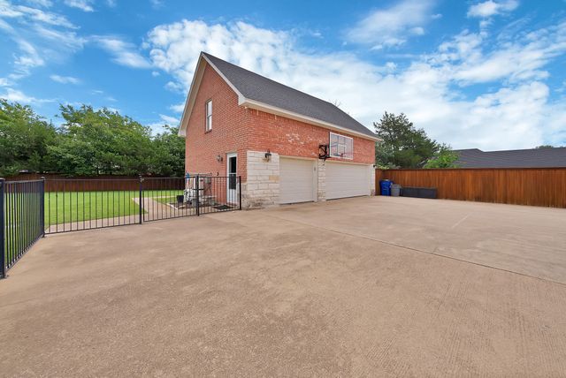 1110 Mccampbell Road, Mansfield, TX 76063