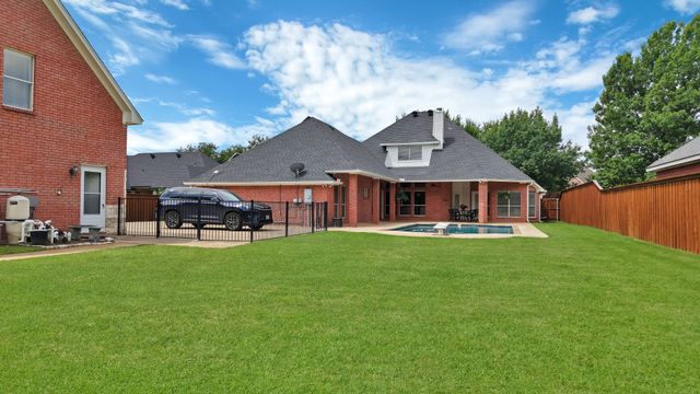 1110 Mccampbell Road, Mansfield, TX 76063