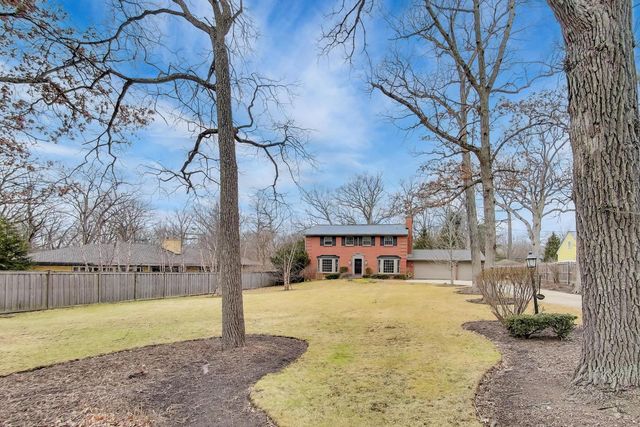 948 S Green Bay Road, Lake Forest, IL 60045