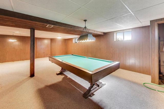 948 S Green Bay Road, Lake Forest, IL 60045