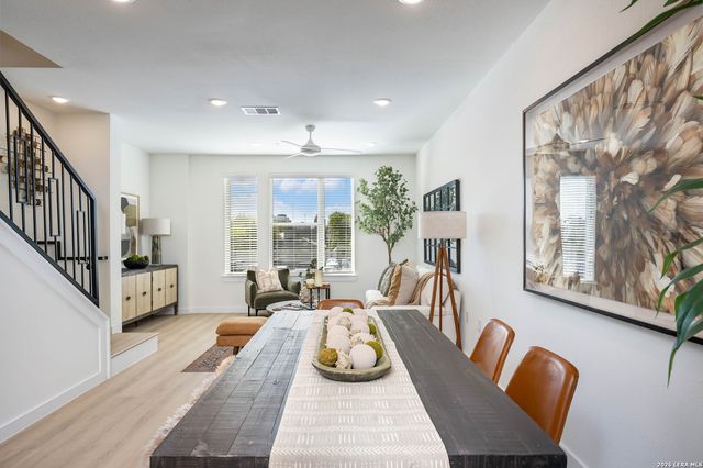 719 E Locust St Unit 2109, San Antonio, TX 78212