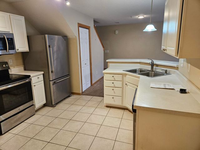 8610 EP True Parkway 12009, West Des Moines, IA 50265