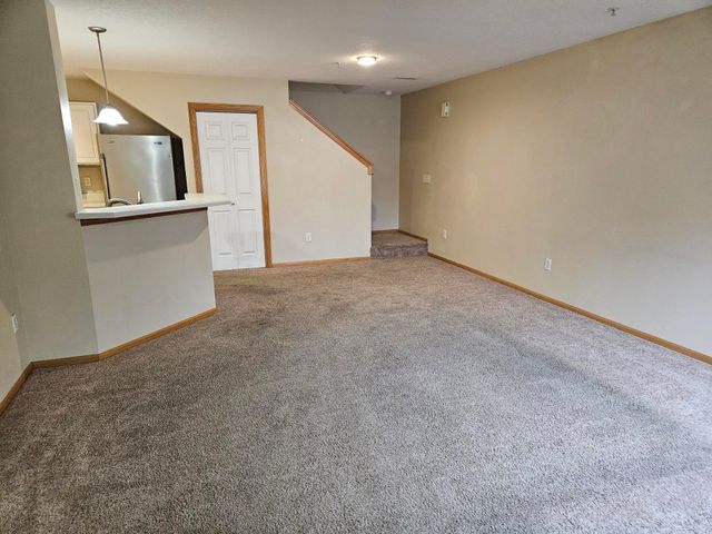 8610 EP True Parkway 12009, West Des Moines, IA 50265